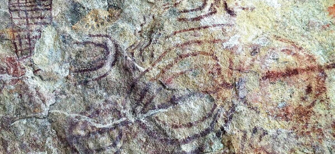 Peinture rupestre géométrique - grotte d'Ongna Chhattisgarh Inde