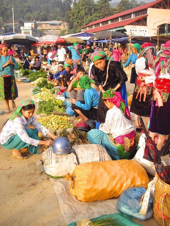 safe Travels around the minority markets of North Vietnam in Meo Vac