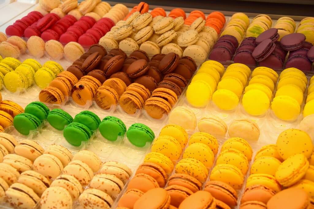 colored macaroons beautifully aligned in Bamas' shop in Bayonne